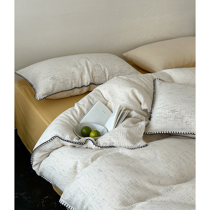 High-quality bedding set made of cotton-linen with fine texture and contrasting decorative seam
