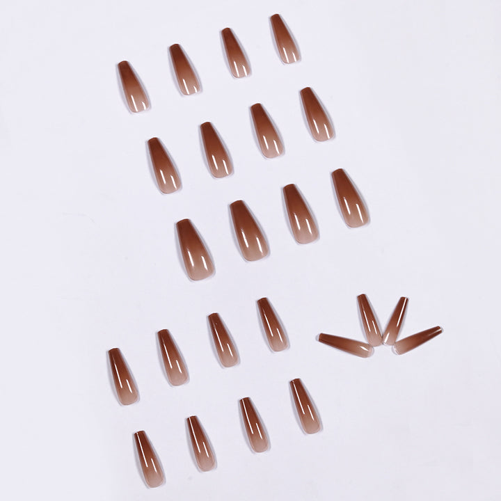 Luxurious artificial nails in modern stiletto design Kalsten