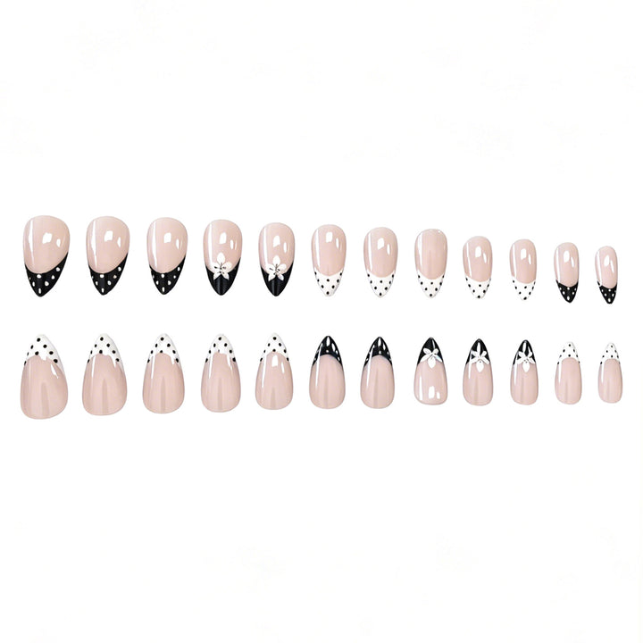 Elegant Black and White Floral Nail Art Extensions Kalsten