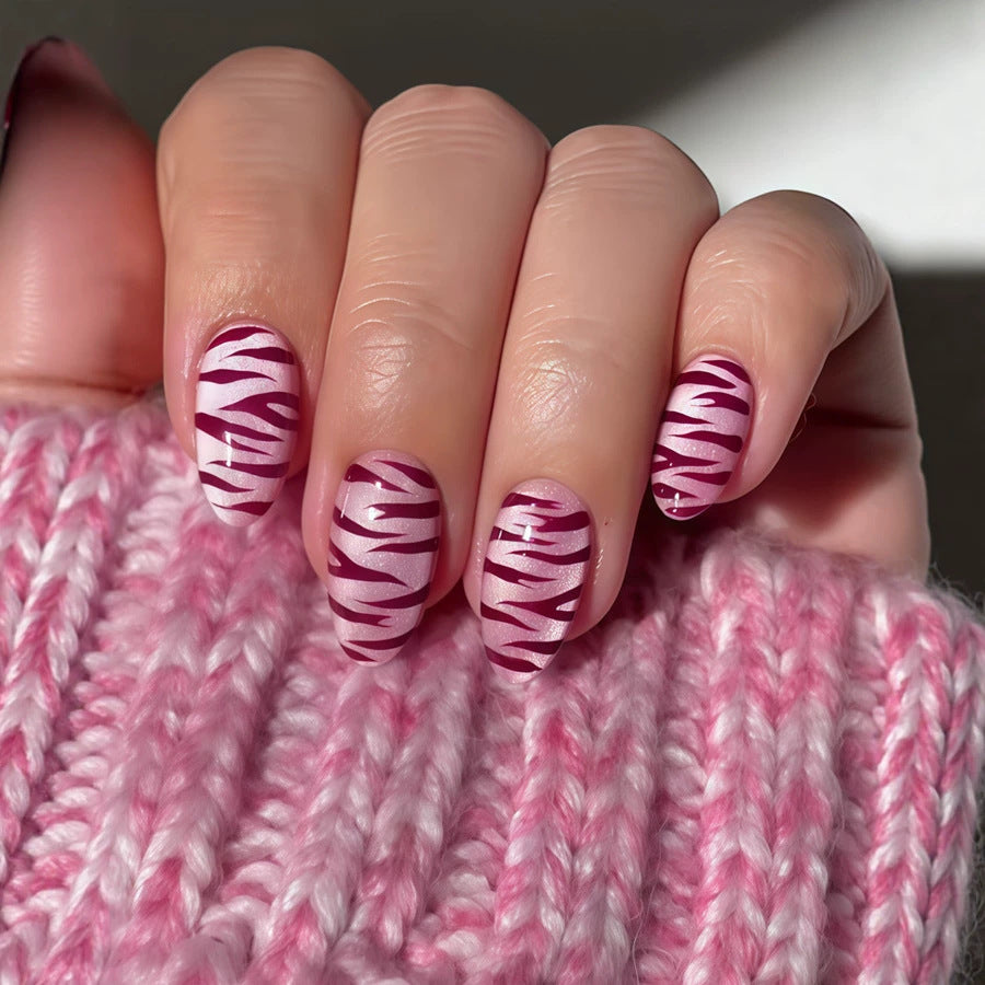 Artistic Press-On Nail Set with Stylish Zebra Patterns Kalsten