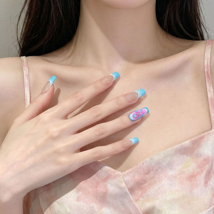 Floral-Accent Press-On Nail Set Kalsten