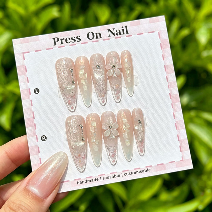 Artistic Floral Press-On Nail Set  1791773803