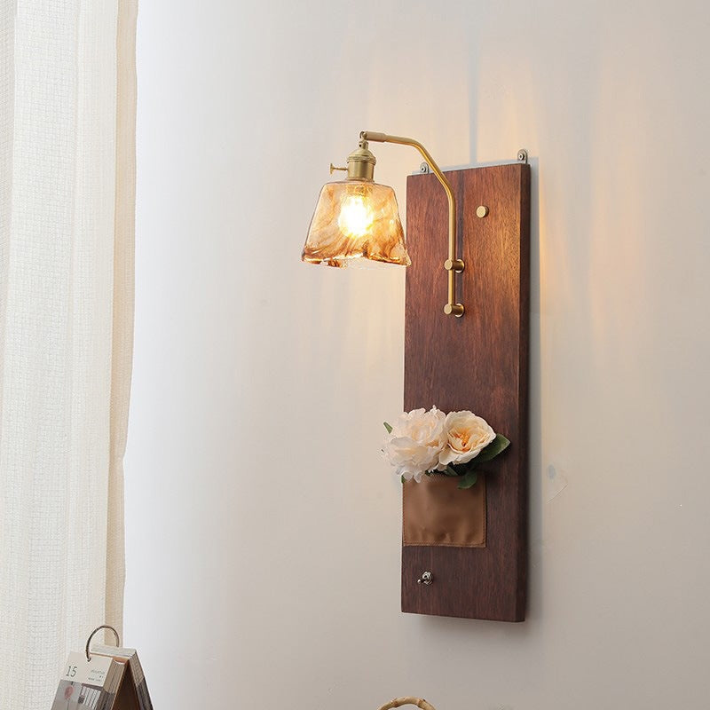 Vintage-Inspired Wall Lamp
