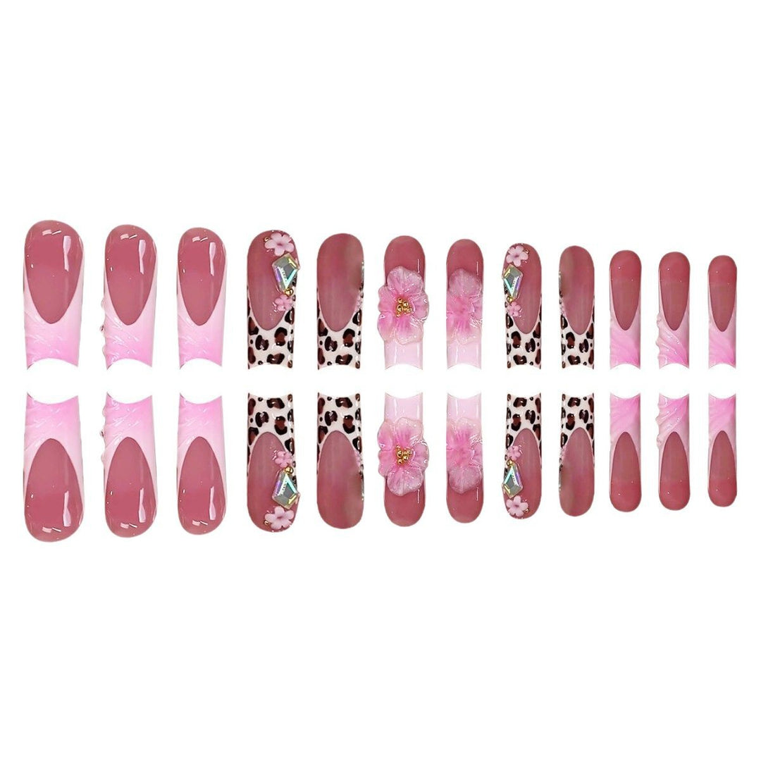 Artistic Floral Accent Press-On Nails Kalsten