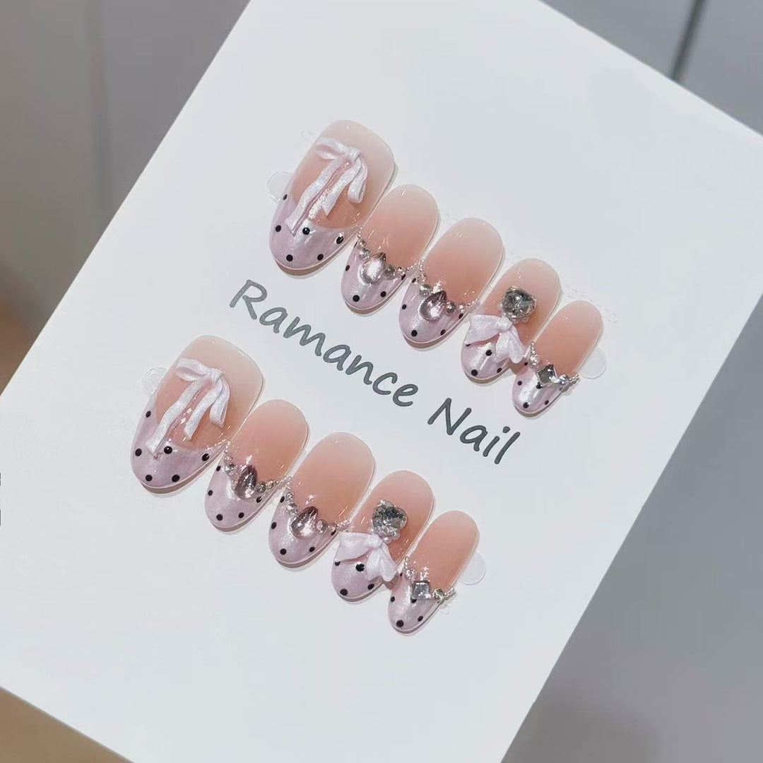 Elegant Decorative Press-On Nail Art Kalsten
