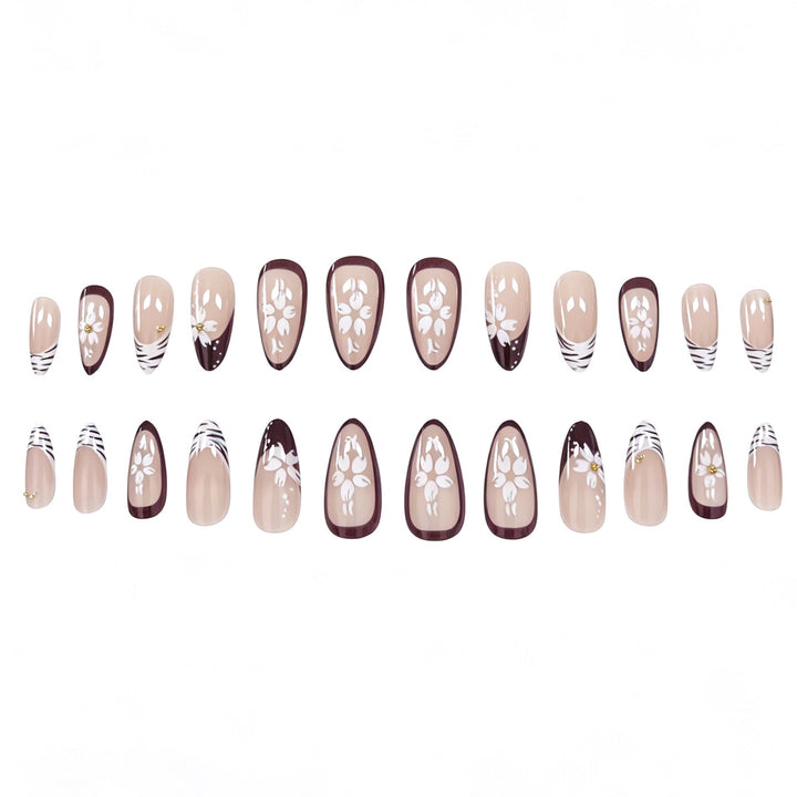 Floral Embellished Press-On Nail Art Kalsten