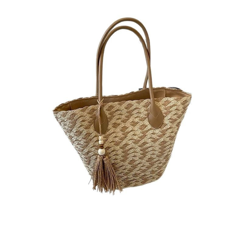Bast tote bag with stylish zigzag pattern and leather handles Kalsten