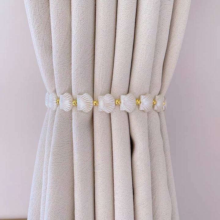 Decorative Shell Necklace Kalsten