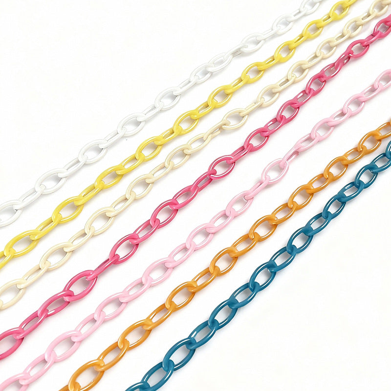 Fashionable Chain Eyewear Holder Kalsten
