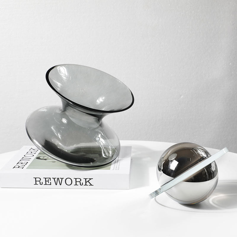 Elegant Decorative Glass Vase