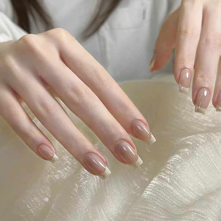 Trendy moon and star design artificial nails Kalsten