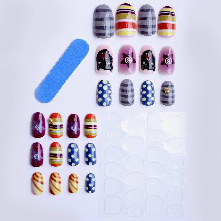 Artificial nails with creative patterns and unique details Kalsten