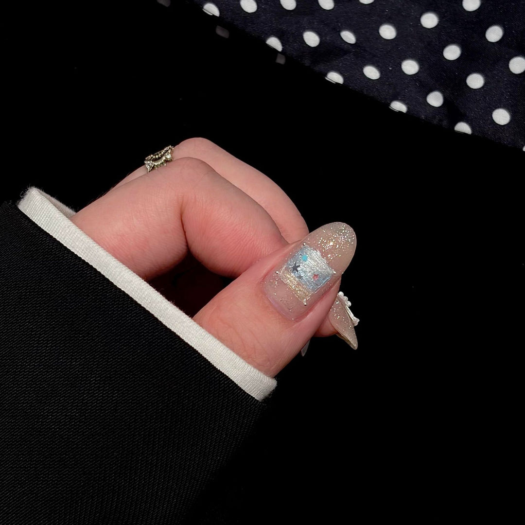 Acrylic Nail Set with Dreamy Glitter and Pearl Designs Kalsten