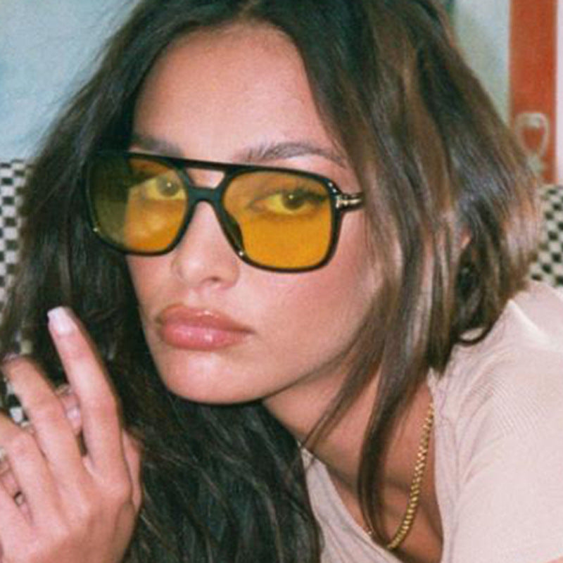 Women trendy square sunglasses with detailed frame Kalsten