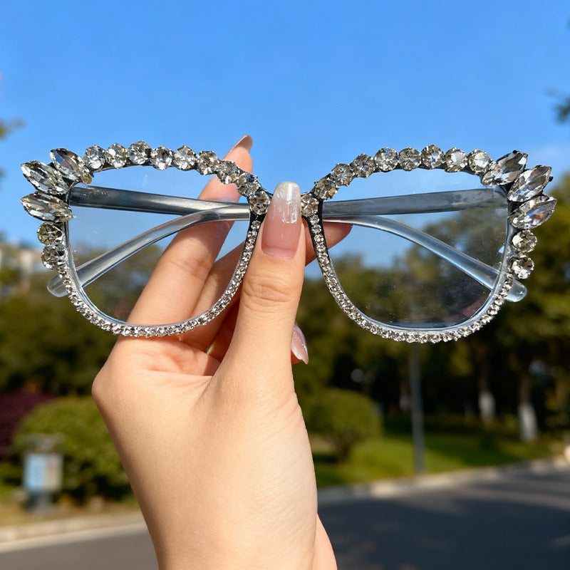 Glamorous Rhinestone-Embellished Cat-Eye Sunglasses Kalsten