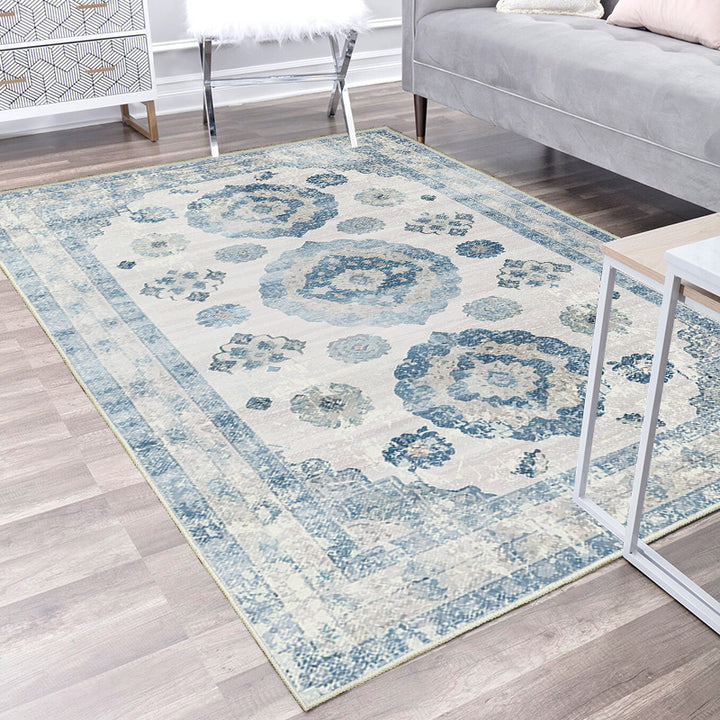 Vintage-Inspired Floral Pattern Area Rug Kalsten
