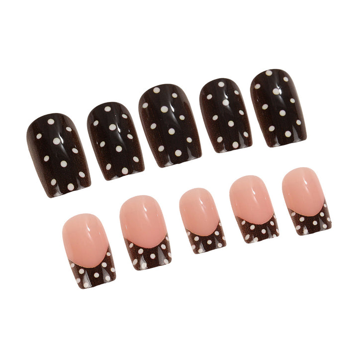 Stylish dotted pattern artificial nails Kalsten