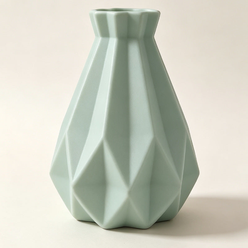 Modern Angular Decorative Vase Kalsten