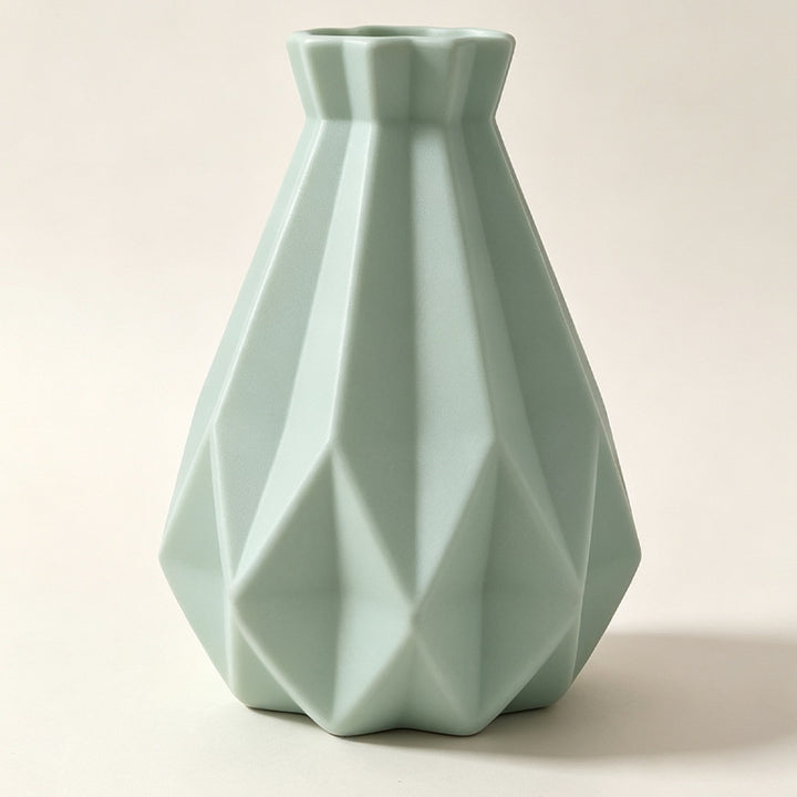 Modern Angular Decorative Vase Kalsten