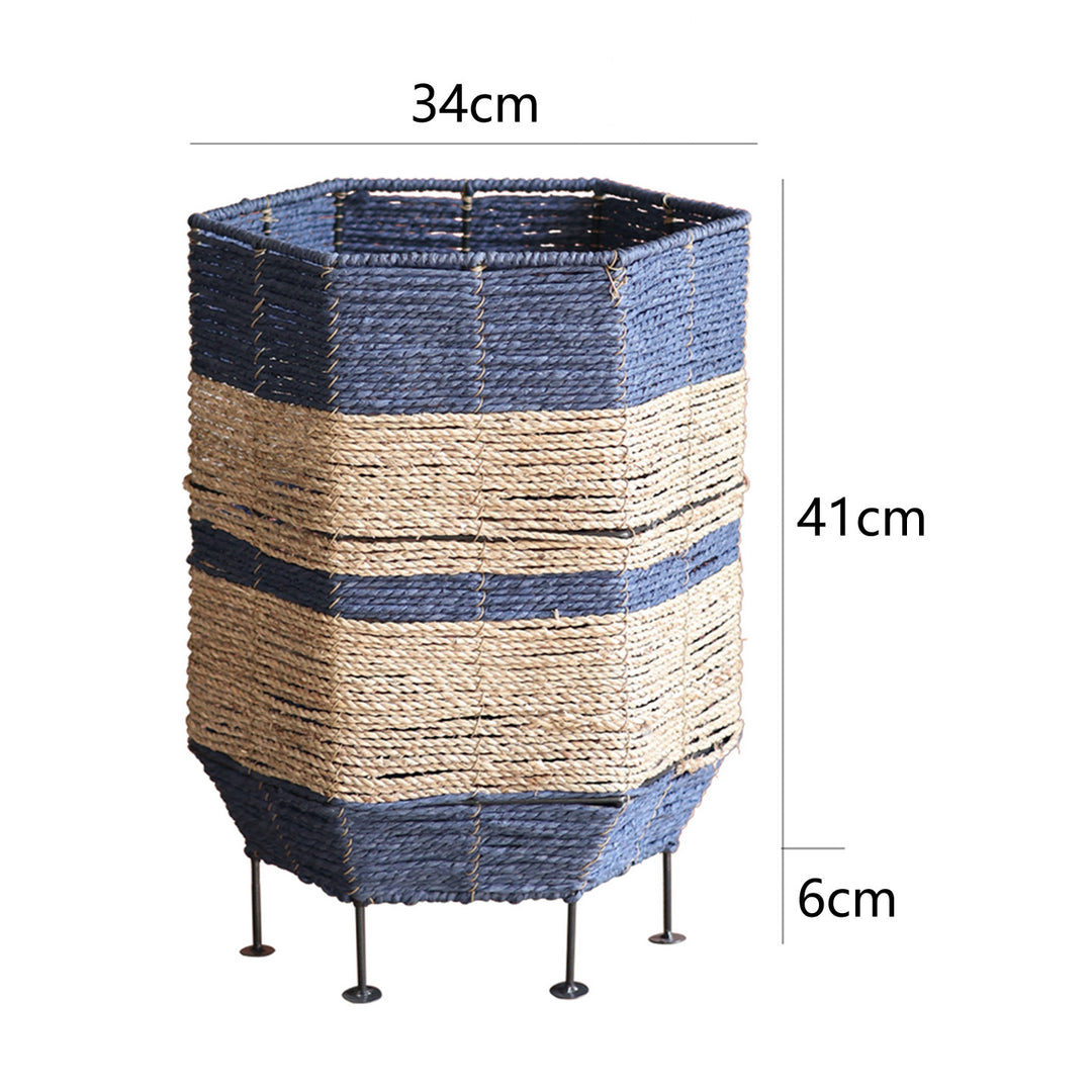 Decorative laundry basket with metal legs Kalsten