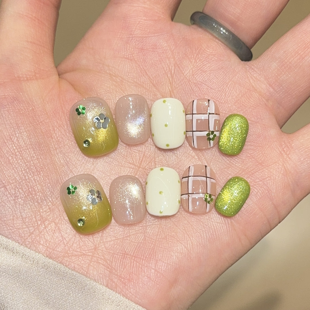 Creative Art Nail Tips with Floral Accents Kalsten