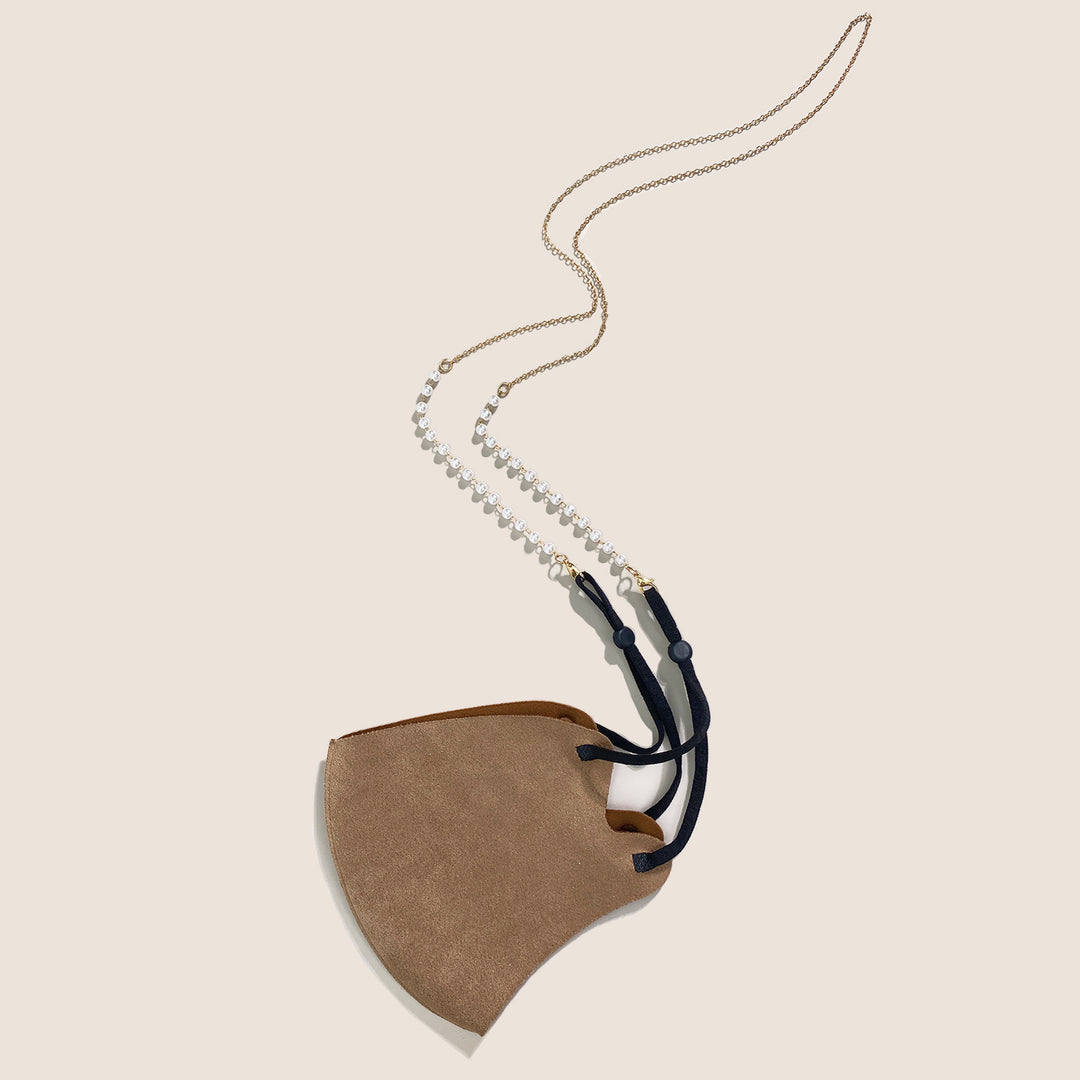 Elegant Pearl-Embellished Eyewear Chain Kalsten