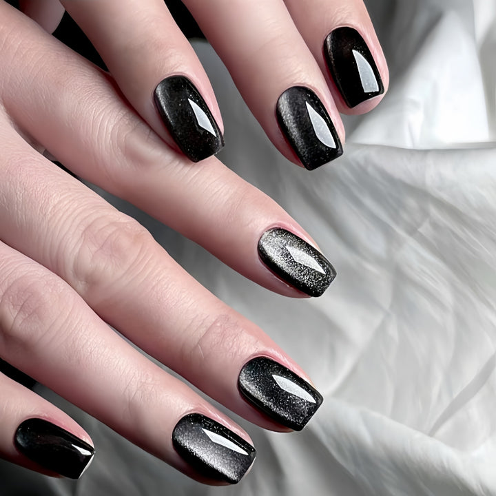 Artificial nails with holographic shine Kalsten