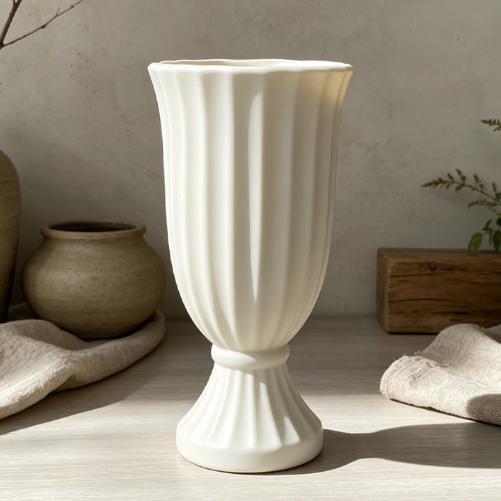 Majestic Ribbed Decorative Vase Kalsten