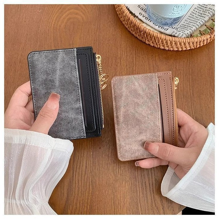 Textured Leather Cardholder Pouch
