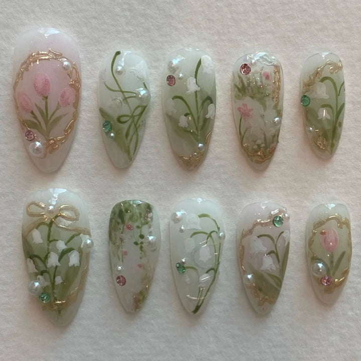 Thematic Artisan Press-On Nail Set Kalsten