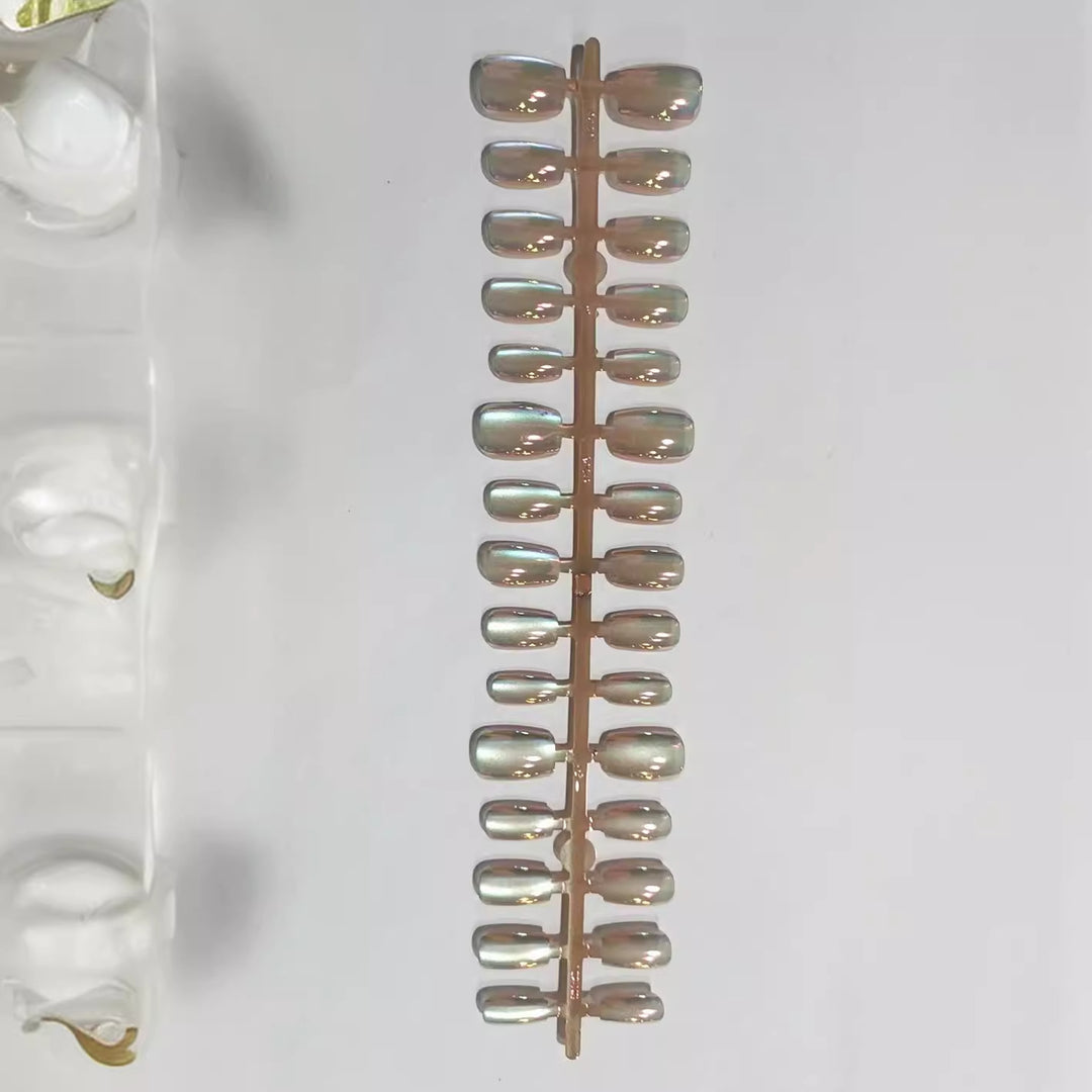 Iridescent Press-On Nail Tips Kalsten