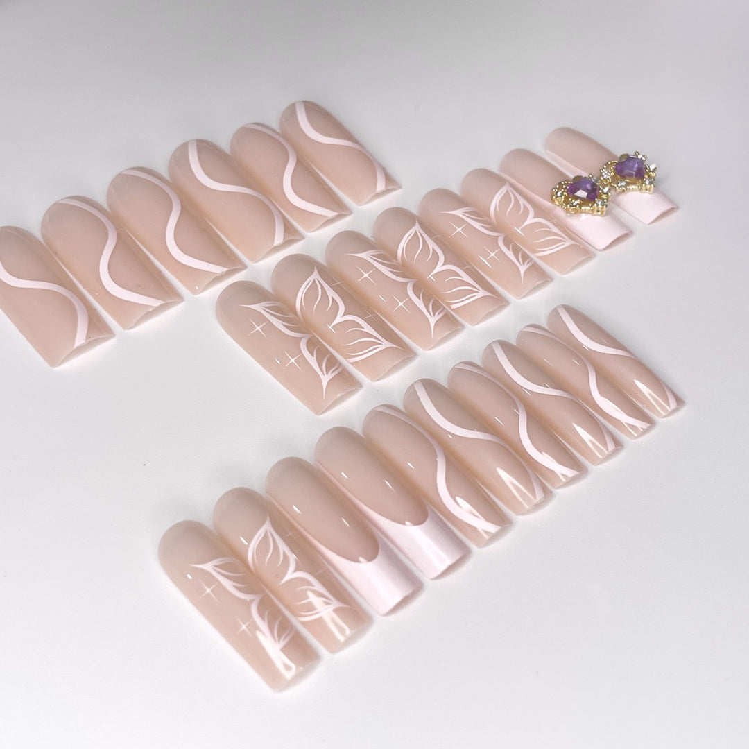 Ornate Floral Nail Extensions Kalsten