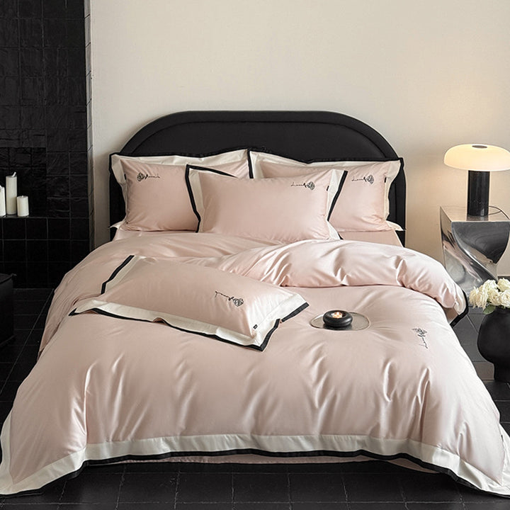 Bedding set cotton satin with contrasting border and delicate rose embroidery
