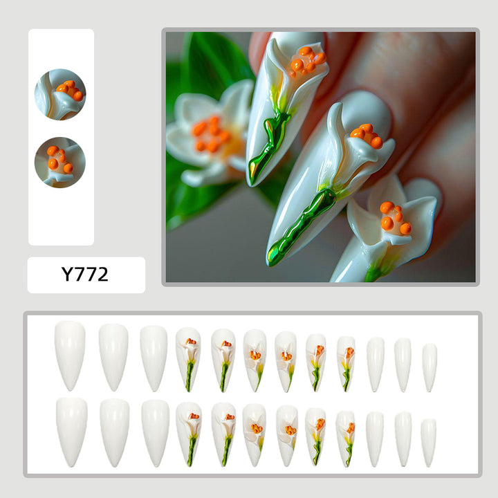 Artificial nails in floral 3D design Kalsten