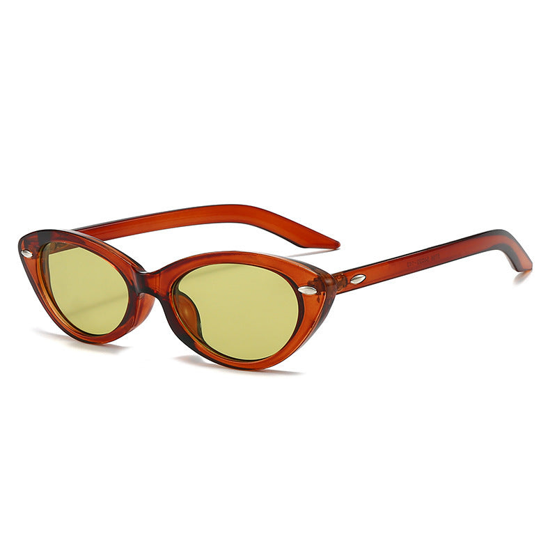 Vintage-Inspired Cat-Eye Sunglasses Kalsten