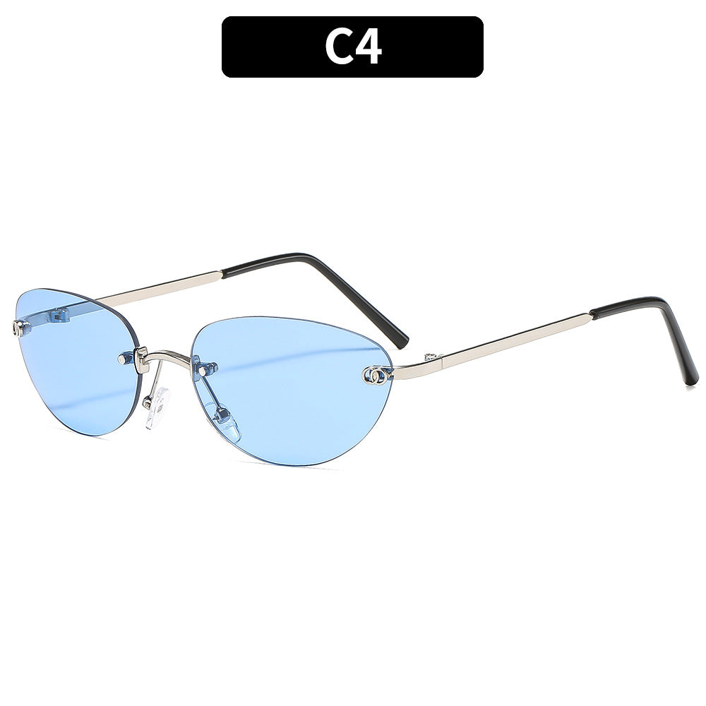 Elegant Geometric Cat-Eye Sunglasses