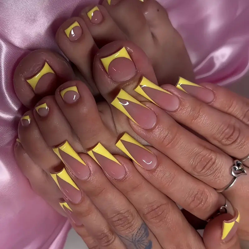 Creative Geometric Nail Art Kalsten