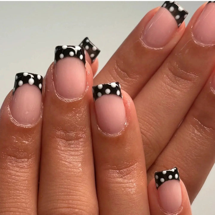 Stylish French Tip Nail Art Set Kalsten