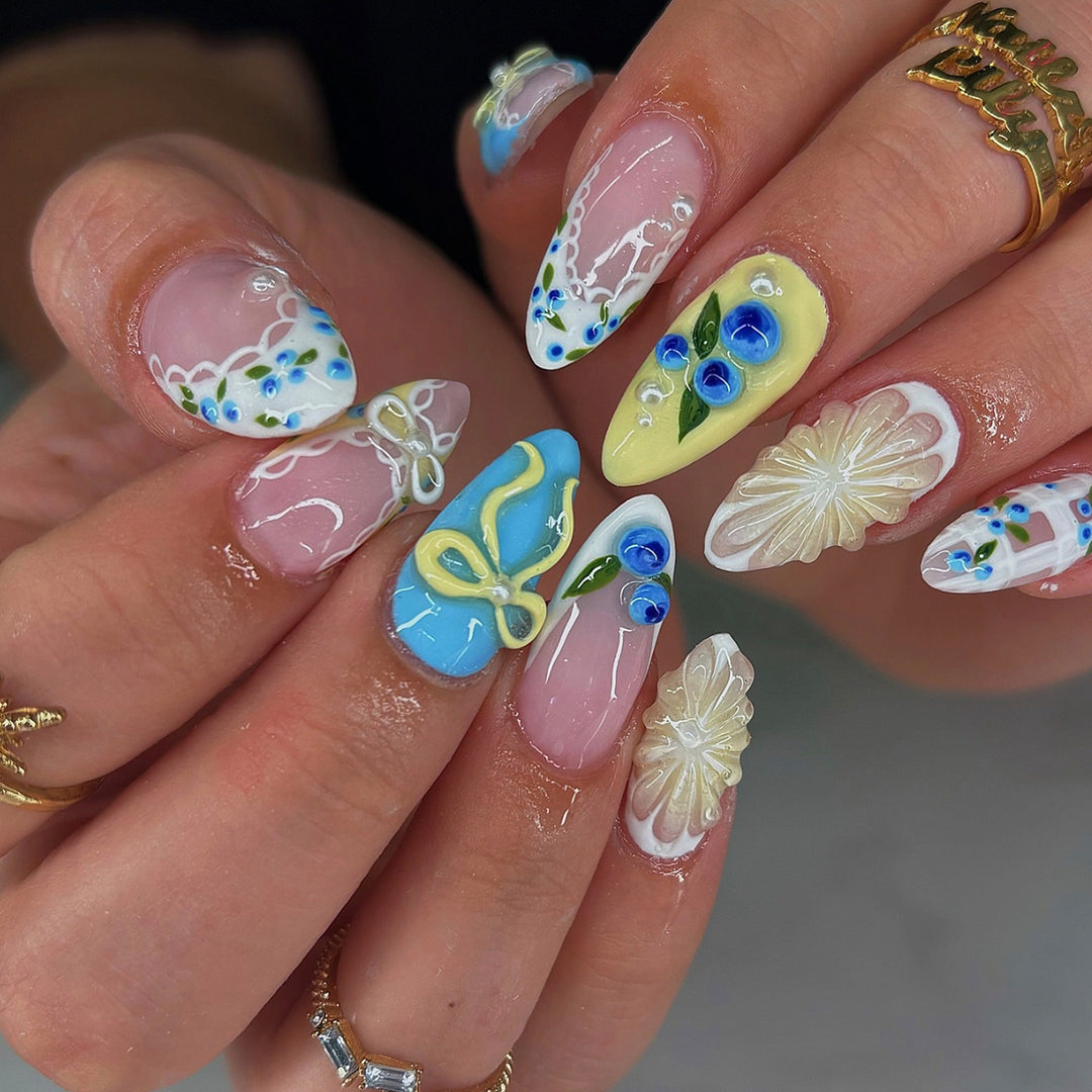 Artistic Themed Press-On Nail Set Kalsten