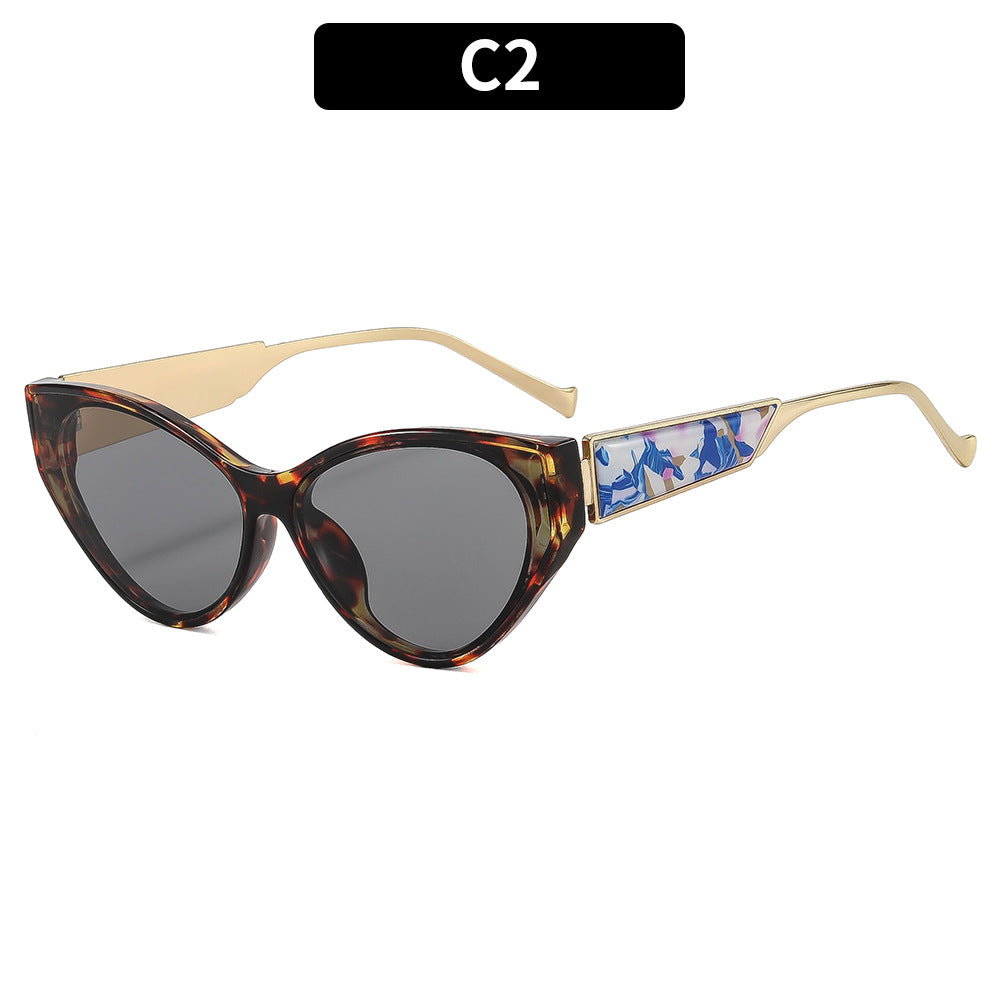 Cat-Eye Sunglasses with Elegant Metal Accents