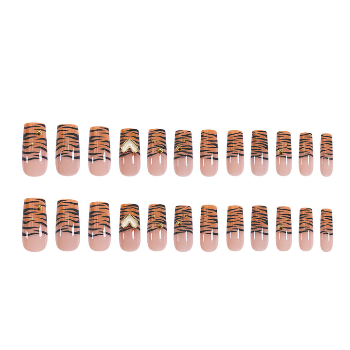 Artful Stylish Nail Art Kalsten