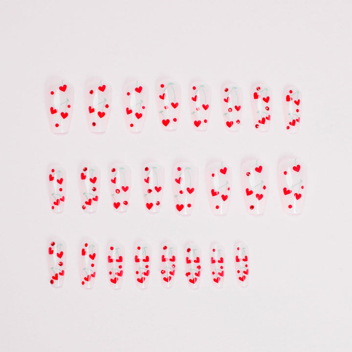 Artificial nail art with romantic heart design Kalsten
