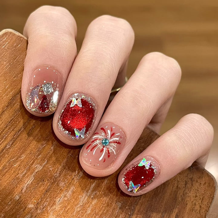 Nail set with sparkly glitter and creative design accents Kalsten