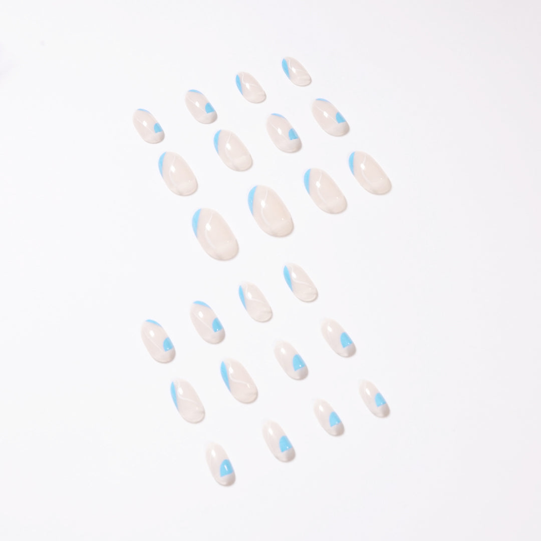 Trendy Nail Art with Modern Wave Pattern Kalsten