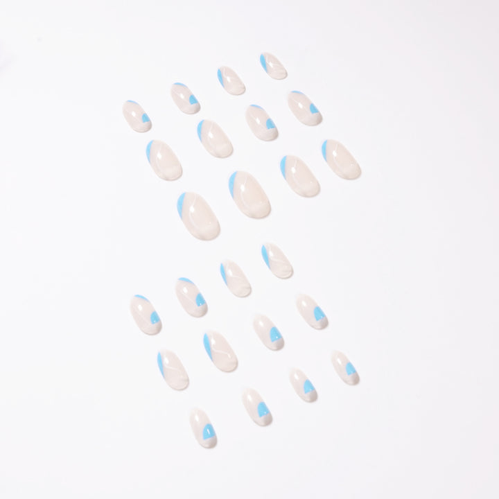 Trendy Nail Art with Modern Wave Pattern Kalsten