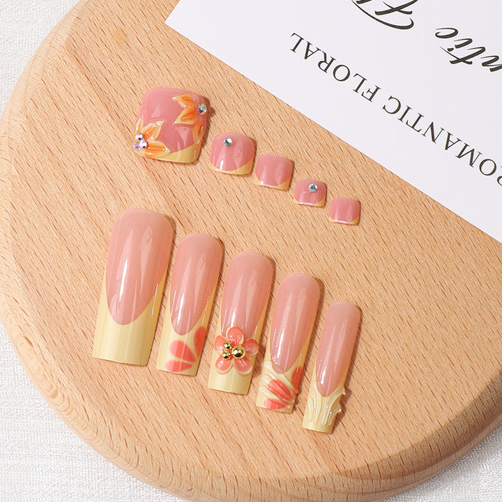 French-Inspired Floral Press-On Nail Set Kalsten
