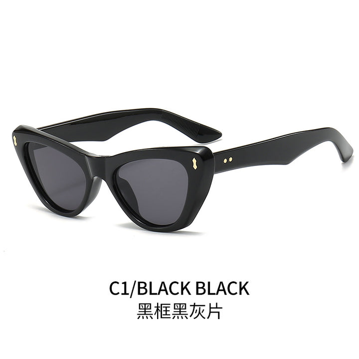 Ladies Cat-Eye Sunglasses with Elegant Accentuated Frame Kalsten