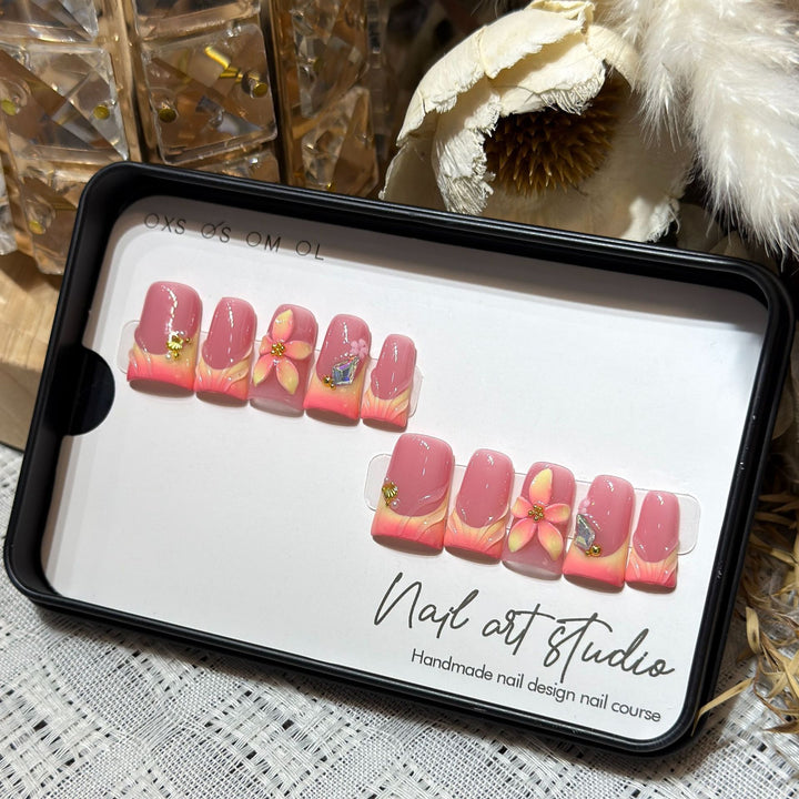 Floral-Inspired Elegant Press-On Nail Set Kalsten
