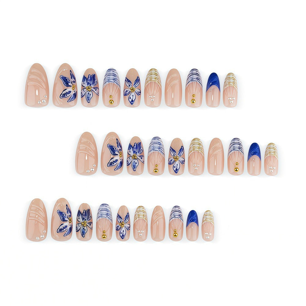 Elegant Nail Art Set with Floral Applications Kalsten
