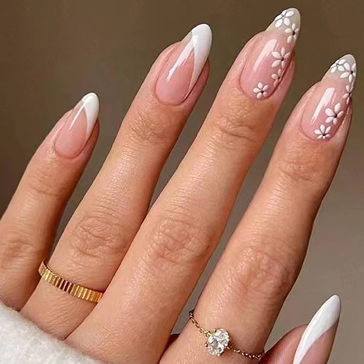 Artistic Nail Tips with Floral Accents Kalsten